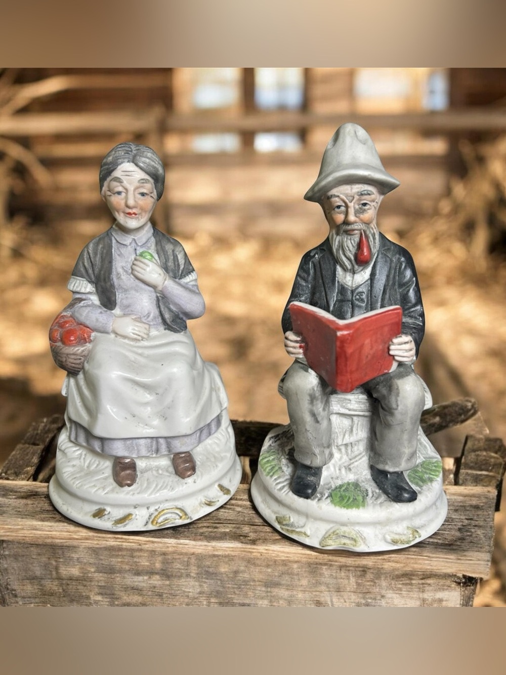 Vintage Ceramic Couple